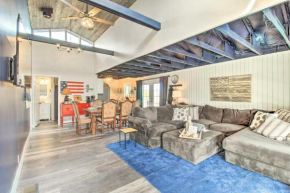 Bright Show Low Home Near White Mountain Lake